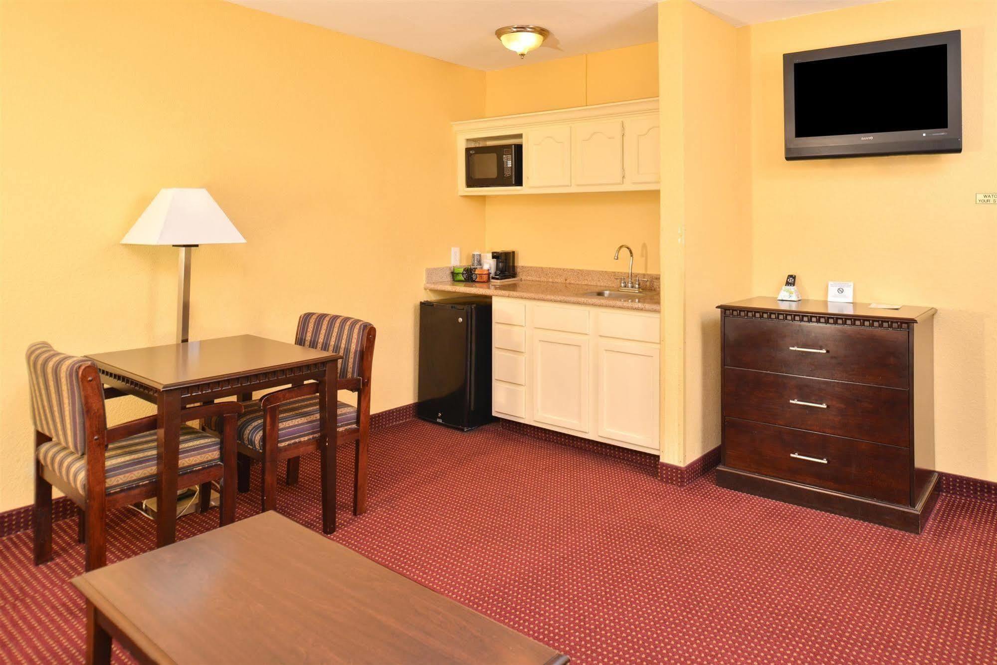 Americas Best Value Inn Winnsboro, La Экстерьер фото
